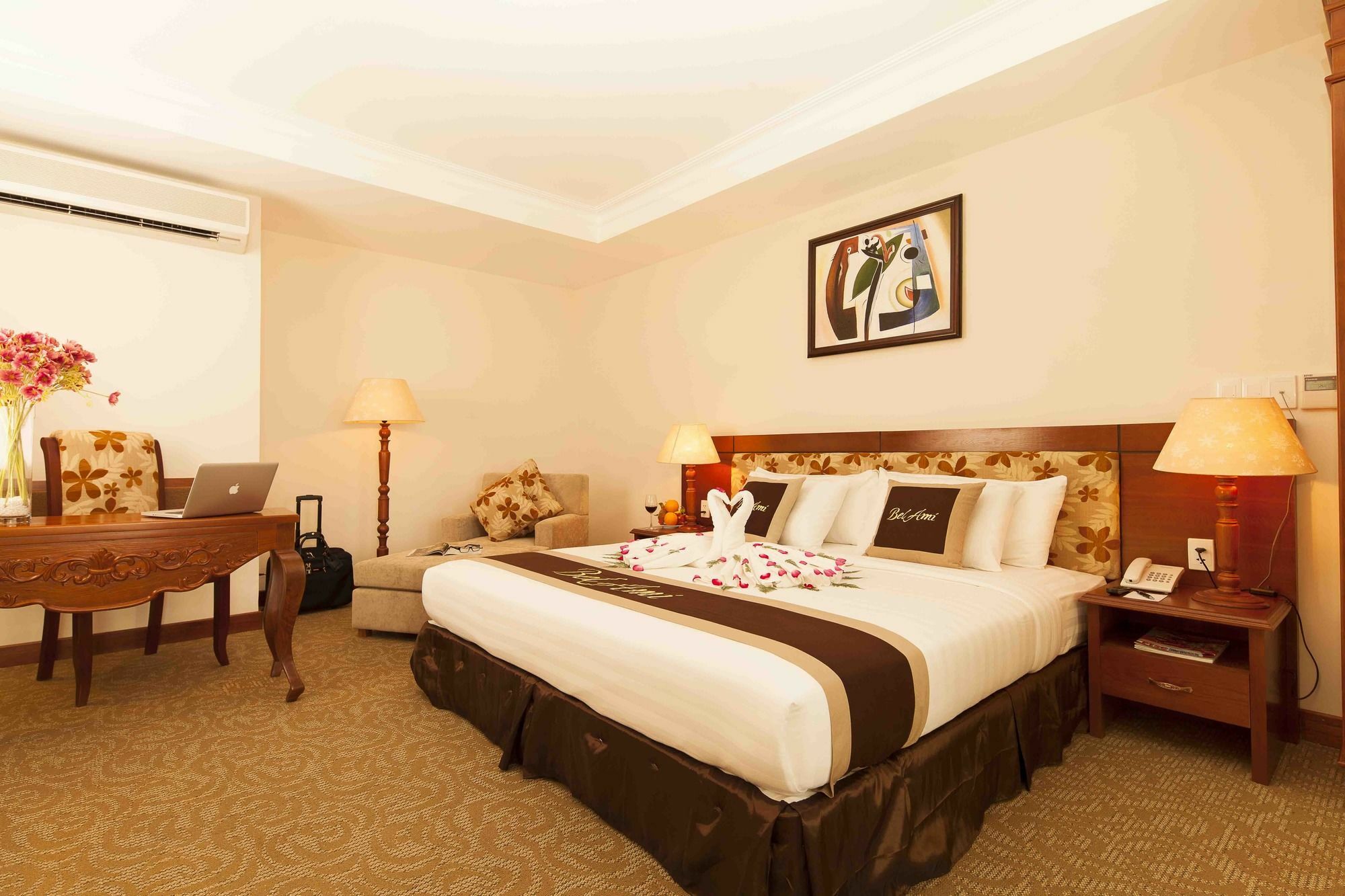 Ttc Hotel - Tan Binh Cidade de Ho Chi Minh Exterior foto