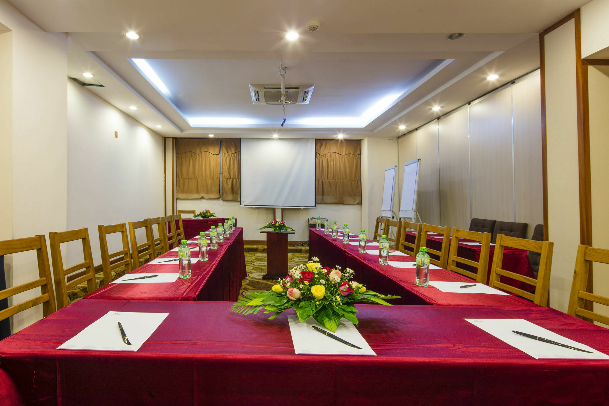 Ttc Hotel - Tan Binh Cidade de Ho Chi Minh Exterior foto